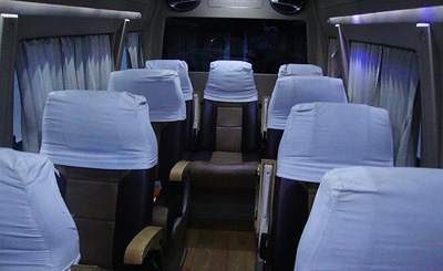 8 Seater Tempo Traveller Booking