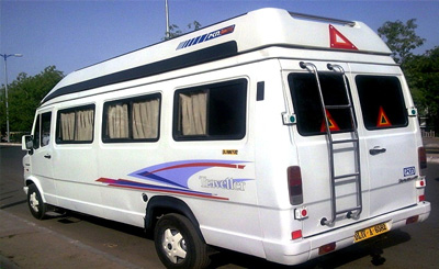 9 Seater Tempo Traveller Booking